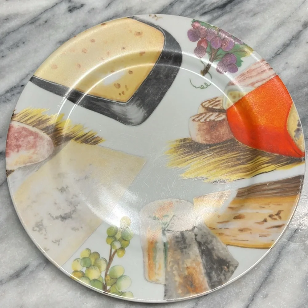 8 Appetizer - Salad Vin Fromage Cheese & Grapes  Plates 8" - Picture 8 of 15